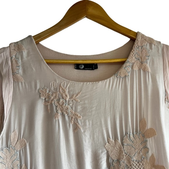 Made in Italy 🇮🇹 silk embroidered sleeveless blouse XL excellent condition - Picture 2 of 9